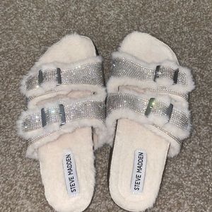 BRAND NEW KIDS STEVE MADDEN JLEENA SILVER SANDAL